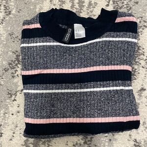 H & M Long Sleeve Top